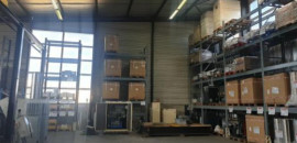
                                                                                        Location
                                                                                         À louer - Local Industriel de 3 375 m² dans la zone d'activités du Couquiou à Entraigues