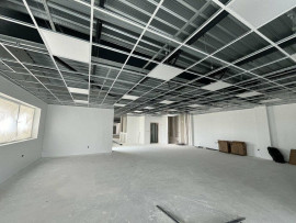 
                                                                                        Location
                                                                                         À louer – Locaux d'Activités à partir de 351 m² à Saint-Léonard – Marne (51)