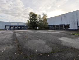 
                                                                                        Location
                                                                                         À louer - locaux industriels non divisibles de 7 750 m² à Lesquin à proximité de Lille (59)