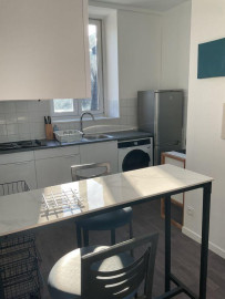 
                                                                                        Location
                                                                                         A LOUER POUR ETUDIANT(E) CHAMBRE DE 20m2