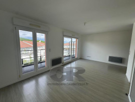 
                                                                                        Location
                                                                                         A LOUER - T1 BIS - ROZERIEULLES
