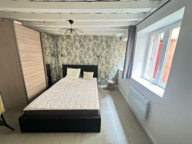 
                                                                                        Location
                                                                                         À louer, T2 meublé 36m2 / Croix Rousse