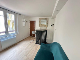 
                                                                                        Location
                                                                                         À louer, T2 meublé 36m2 / Croix Rousse