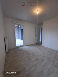 
                                                                                        Location
                                                                                         A LOUER T2 récent avec garage fermé