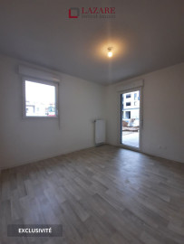 
                                                                                        Location
                                                                                         A LOUER T2 récent avec garage fermé