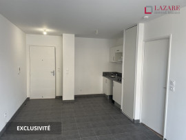 
                                                                                        Location
                                                                                         A LOUER T2 récent avec garage fermé