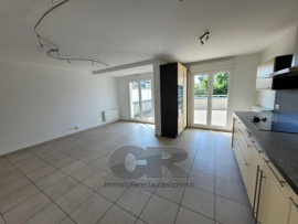 
                                                                                        Location
                                                                                         A LOUER - T3 - FLORANGE