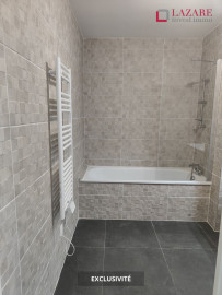 
                                                                                        Location
                                                                                         A LOUER T3 récent avec balcon et  parking