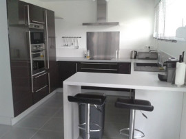 
                                                                                        Vente
                                                                                         À SAISIR – VILLA CONTEMPORAINE DE PLAIN-PIED