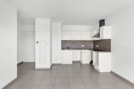 Vente
À vendre – Antibes – 2 pièces lumineux avec terrasse, garage, au calme absolu – Idéal investisseur ou premier achat