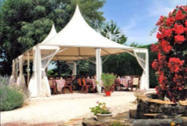 
                                                                                        Vente
                                                                                         À vendre - Hôtel-Restaurant 2 étoiles de 16 chambres à Seilhac - Corrèze (19)