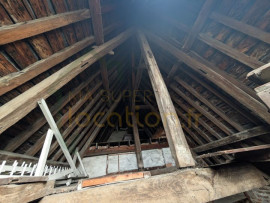 Vente
                                                                                À VENDRE – IMMEUBLE À RÉNOVER - Hyper centre