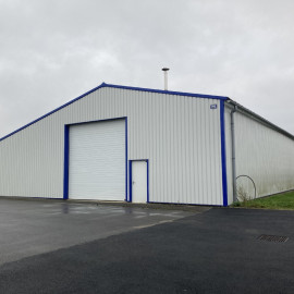 
                                                                                        Vente
                                                                                         À vendre - Local d'activité de 416 m² à Châtillon-sur-Loire (45)