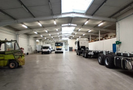 
                                                                                        Vente
                                                                                         À vendre – Local d'activités de 2 607 m² à Saint-Romain-de-Colbosc – Seine-Maritime (76)