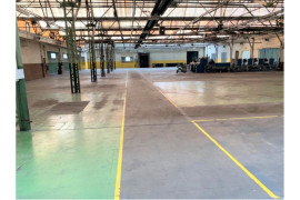 
                                                                                        Vente
                                                                                         À vendre – Local Industriel de 4 400 m² à Romorantin-Lanthenay – Loir-et-Cher (41)