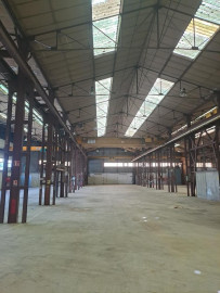 
                                                                                        Location
                                                                                         À vendre ou à louer – Ancien bâtiment industriel de 11 000 m² à Génelard – Saône-et-Loire (71)