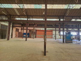 
                                                                                        Location
                                                                                         À vendre ou à louer – Ancien bâtiment industriel de 11 000 m² à Génelard – Saône-et-Loire (71)