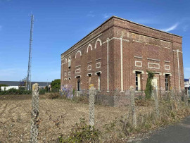 
                                                                                        Location
                                                                                         À vendre ou à louer – Bureaux de 180 m² à Caudebec-lès-Elbeuf – Seine-Maritime (76)