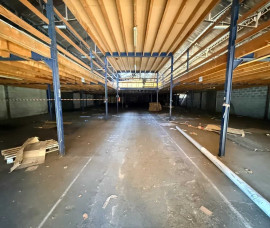 
                                                                                        Location
                                                                                         À vendre ou à louer – Local d'activités de 1 129 m² au Havre – Seine-Maritime (76)