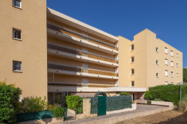 
                                                                                        Vente
                                                                                         À vendre – Studio vendu loué avec terrasse – Cagnes sur mer