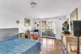 
                                                                                        Vente
                                                                                         À vendre – Studio vendu loué avec terrasse – Cagnes sur mer