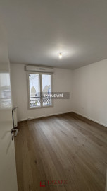 
                                                                                        Vente
                                                                                         A VENDRE T2 NEUF PLESSIS ROBINSON