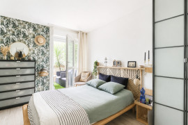 
                                                                                        Vente
                                                                                         À VENDRE – T3 de 69 m² avec balcon à Pessac