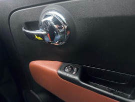 
                                                                                        Voiture
                                                                                         Abarth 595 HATCHBACK AUTO MOT 11/26 58K ULEZ 1.4 3dr