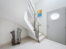 
                                                                                        Vente
                                                                                         AGNEAUX- LA PALIERE - Maison d'architecte avec autonomie de 