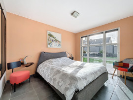 
                                                                                        Vente
                                                                                         AGNEAUX- LA PALIERE - Maison d'architecte avec autonomie de 