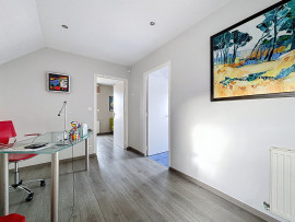 
                                                                                        Vente
                                                                                         AGNEAUX- LA PALIERE - Maison d'architecte avec autonomie de 