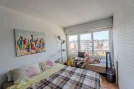 
                                                                                        Location
                                                                                         Agréable 2 pièces de 53 m2 proche place  Nation