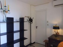 
                                                                                        Colocation
                                                                                         Agréable chambre ensoleillée chez l'habitante