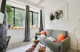 
                                                                                        Location
                                                                                         Agréable meuble studio idyllique - Place d'Italie