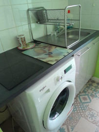 
                                                                                        Location
                                                                                         Agréable studio meublé et équipé, lumineux