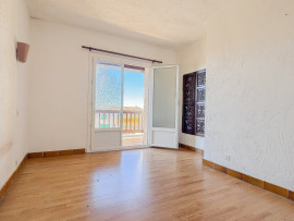 
                                                                                        Vente
                                                                                         Aiguines, maison mitoyenne avec jardin