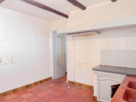 
                                                                                        Vente
                                                                                         Aiguines, maison mitoyenne avec jardin