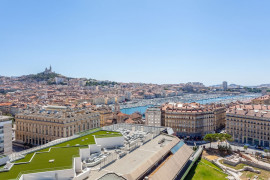 
                                                                                        Location
                                                                                         T3 meublé avec vue sur le Vieux-Port