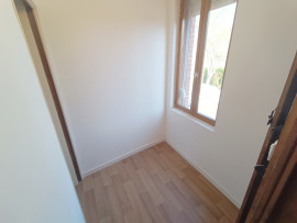 
                                                                                        Location
                                                                                         Amiénoise 2 chambres avec cour St Honoré