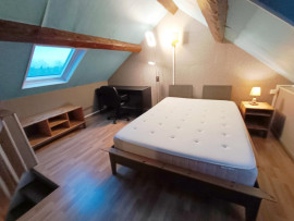 
                                                                                        Vente
                                                                                         Amiénoise 3 chambres 75 m2 St-Pierre