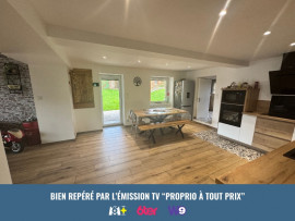 
                                                                                        Vente
                                                                                         Ancien corps de ferme - VIRIGNEUX