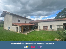 
                                                                                        Vente
                                                                                         Ancien corps de ferme - VIRIGNEUX