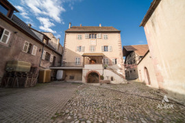 
                                                                                        Vente
                                                                                         Ancienne abbaye 14ème et sa Chapelle classée