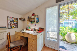 Vente
ANTIBES - LA BADINE : Villa avec piscine et dépendance, au calme