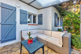 Vente
ANTIBES - LA BADINE : Villa avec piscine et dépendance, au calme