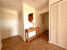 Vente
Antibes - Superbe appartement 3 pièce(s) 64m2 env Terrasse Piscine Garage Cave