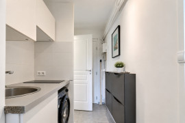 
                                                                                        Vente
                                                                                         Antony Studio 17m² - sans travaux - calme