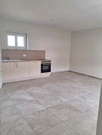 
                                                                                        Location
                                                                                         Apparemment + garage La Chapelle de Guinchay