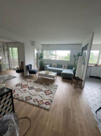 
                                                                                        Location
                                                                                         Appart meublé 69m2 avec terrasse et vu sur parc