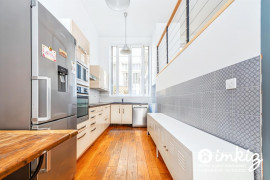 
                                                                                        Vente
                                                                                         Appart style loft dans le quartier des artistes.